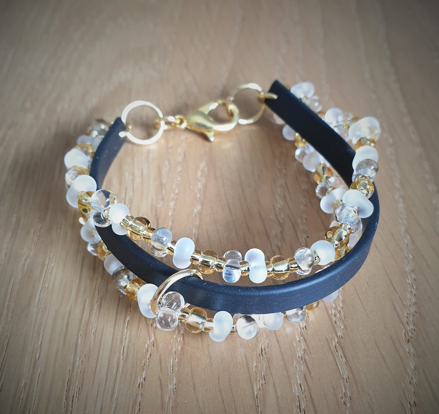 Armband Tre i bredd