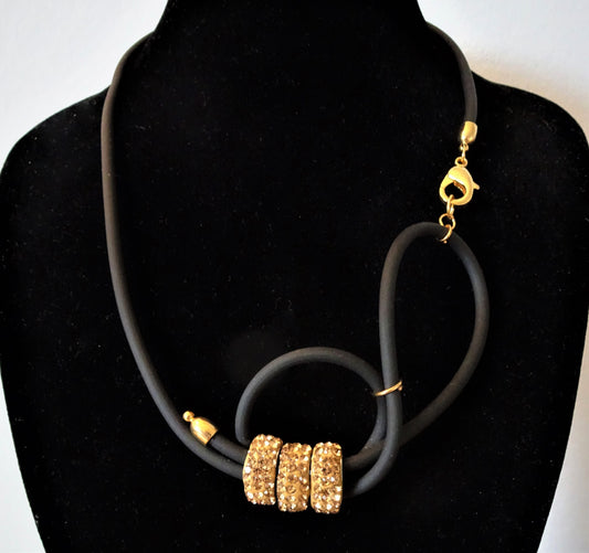 Halsband Ögla