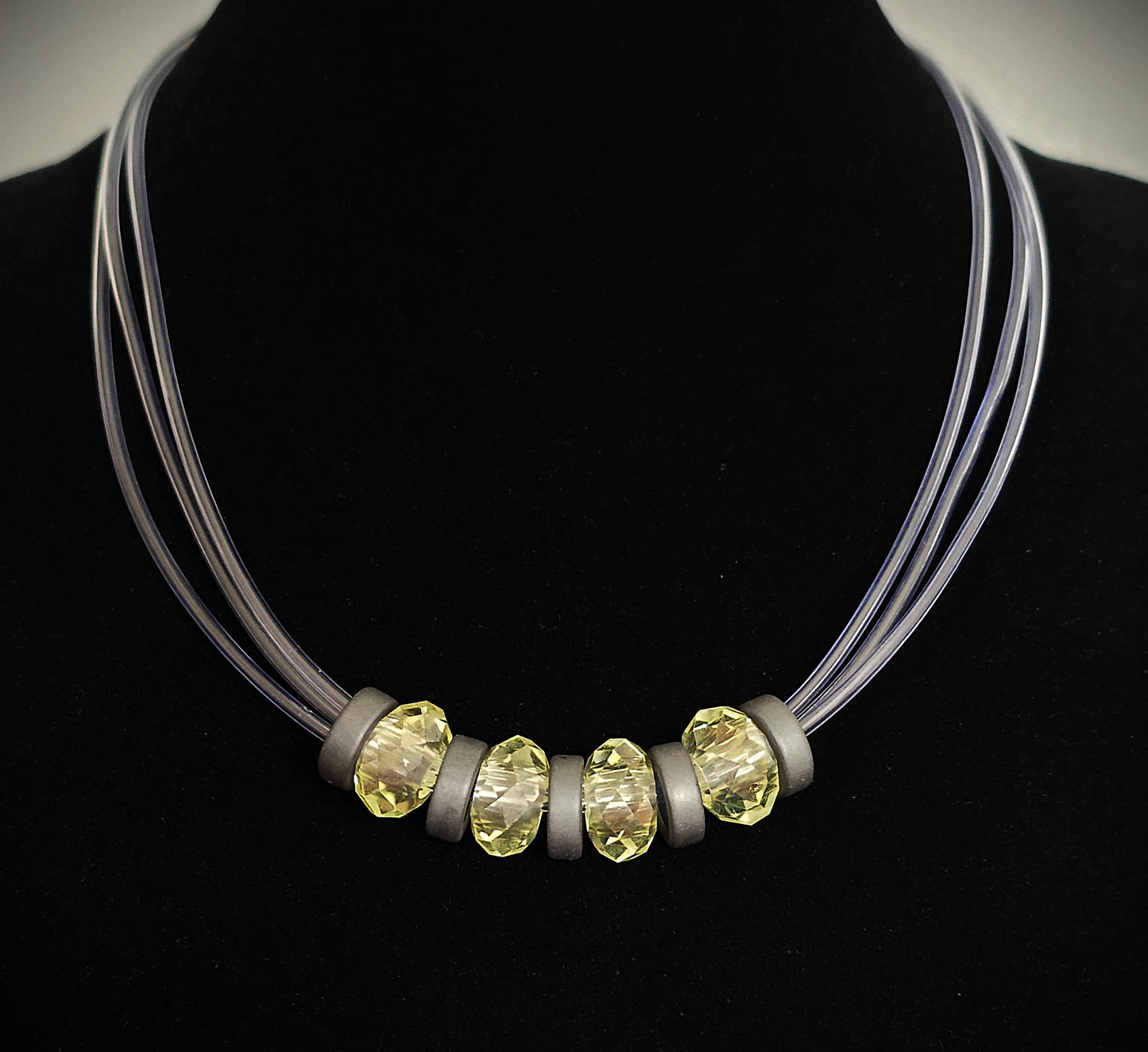 Halsband Trippel