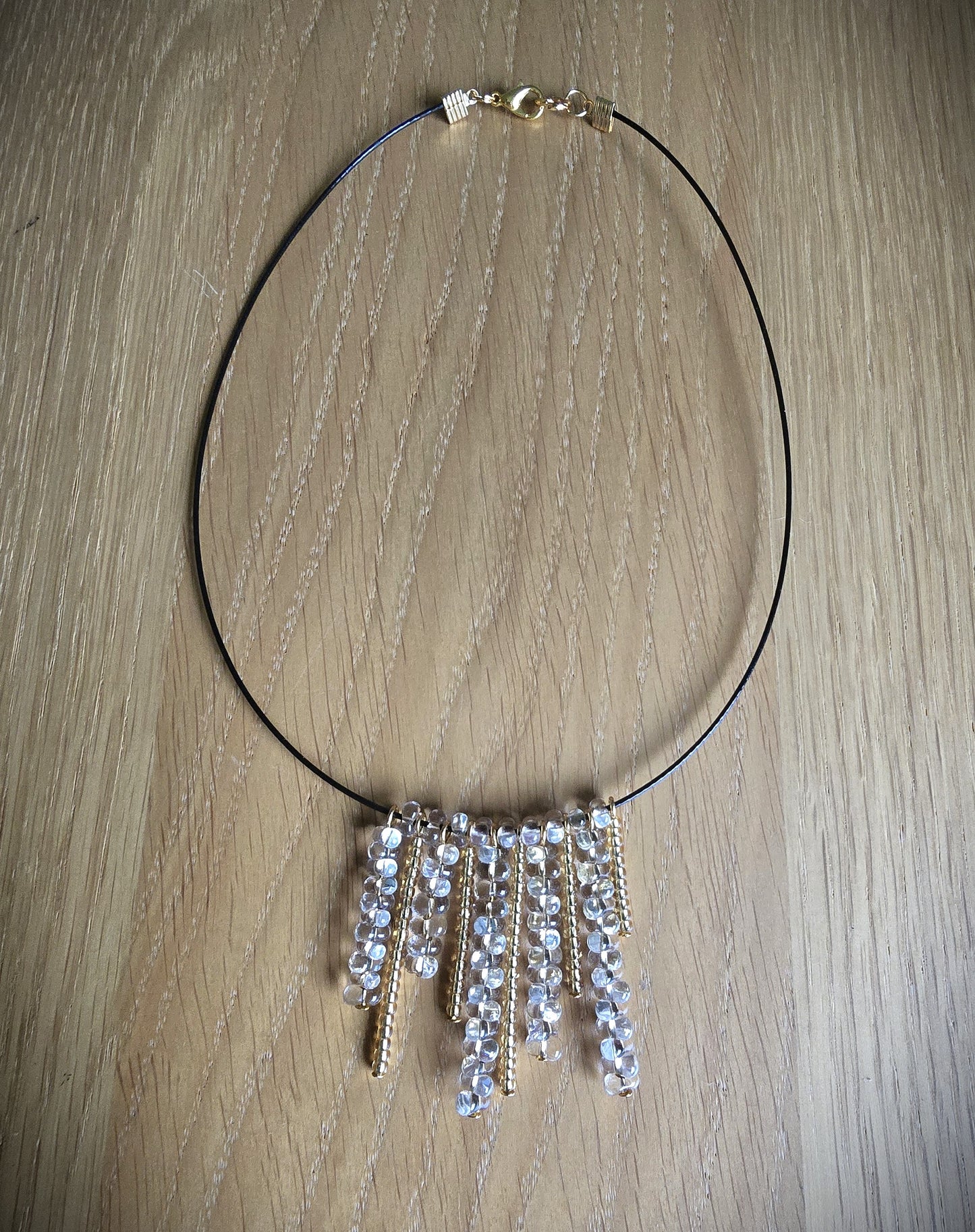 Halsband Rinnande guld
