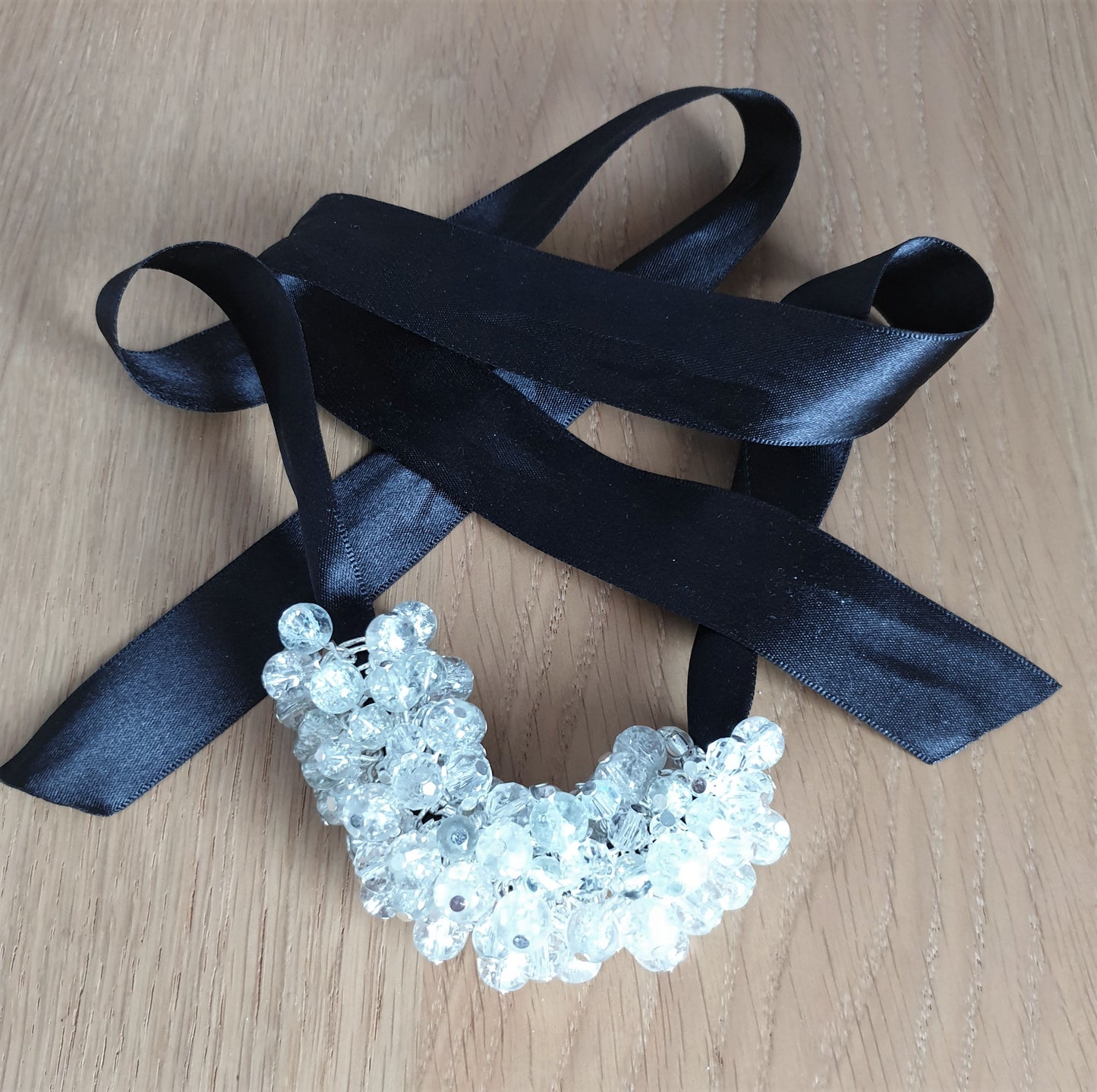Halsband Iskross